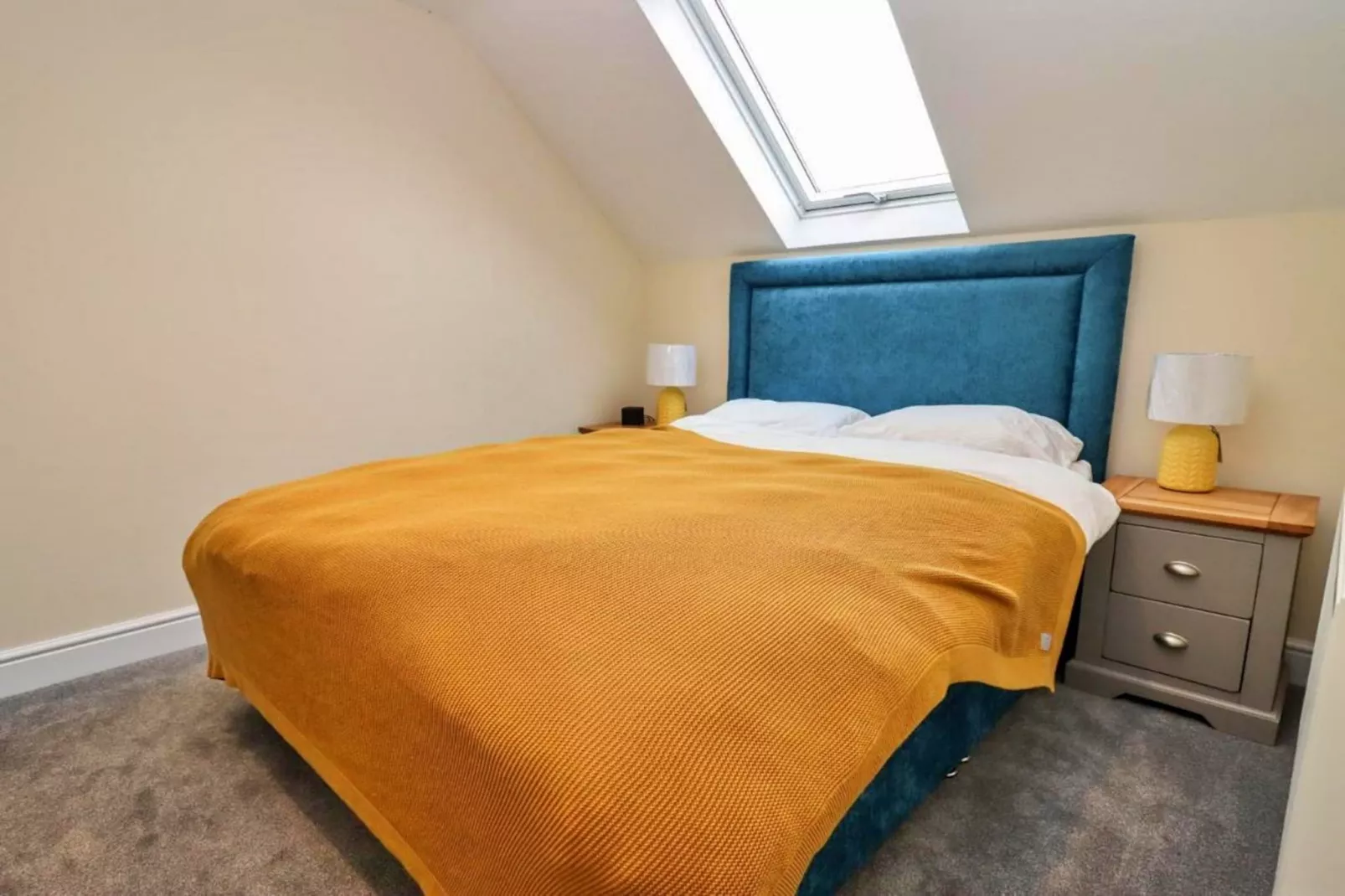 Little Rissington - The Studio Apartment-Bedroom