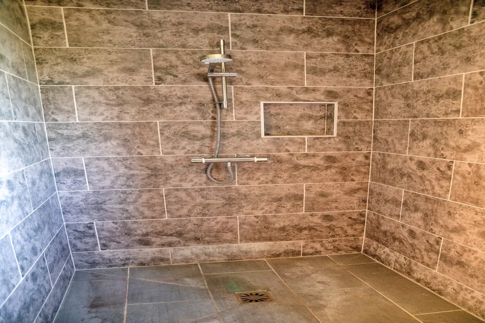 Little Rissington - The Annexe-Bathroom