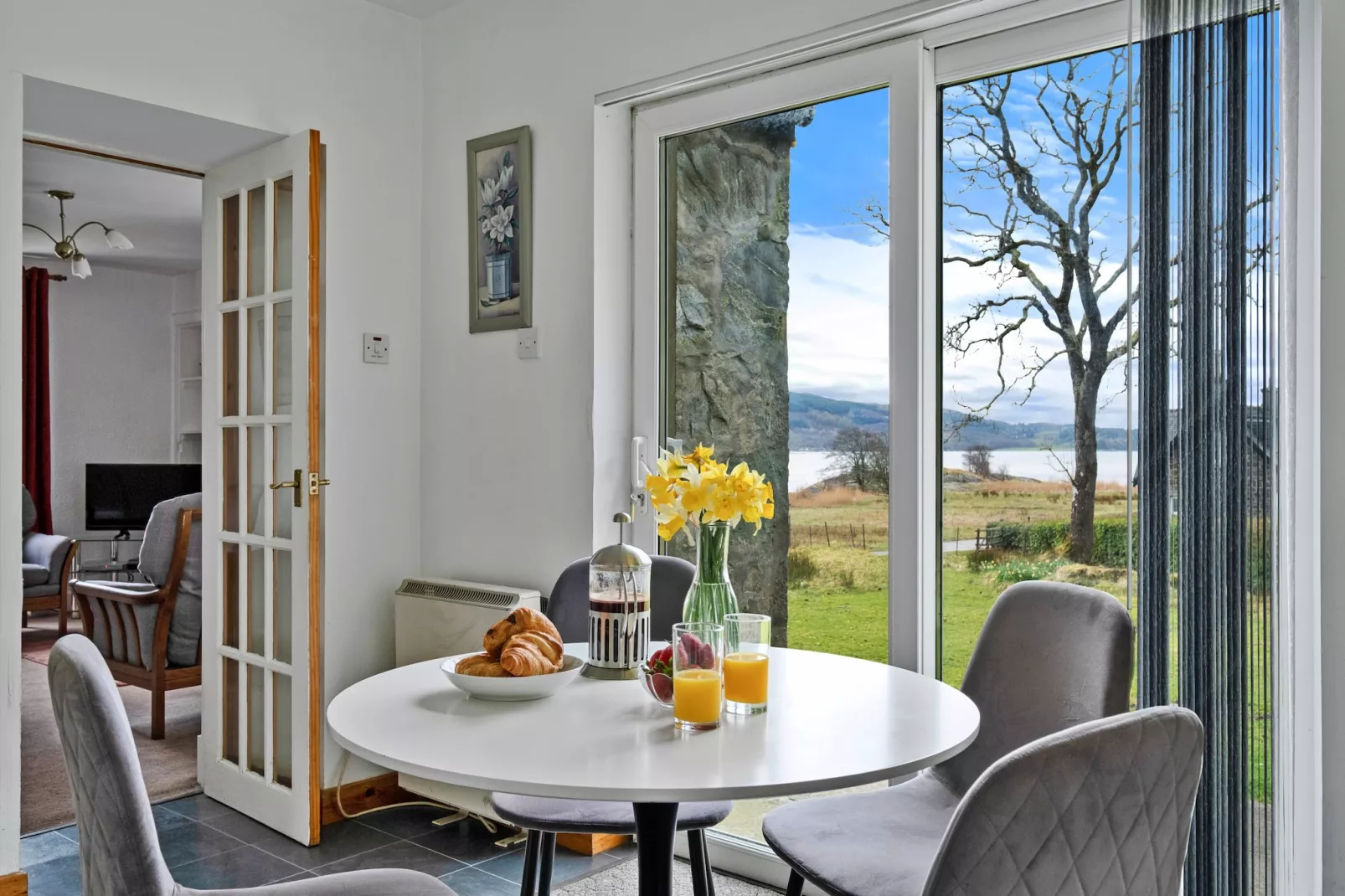 Lochead Cottage-Dining room