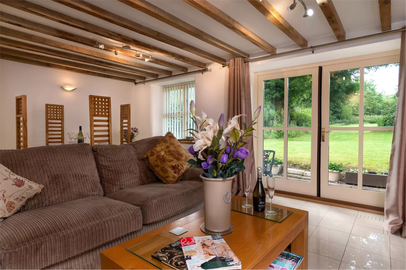 The Cottage-Living room