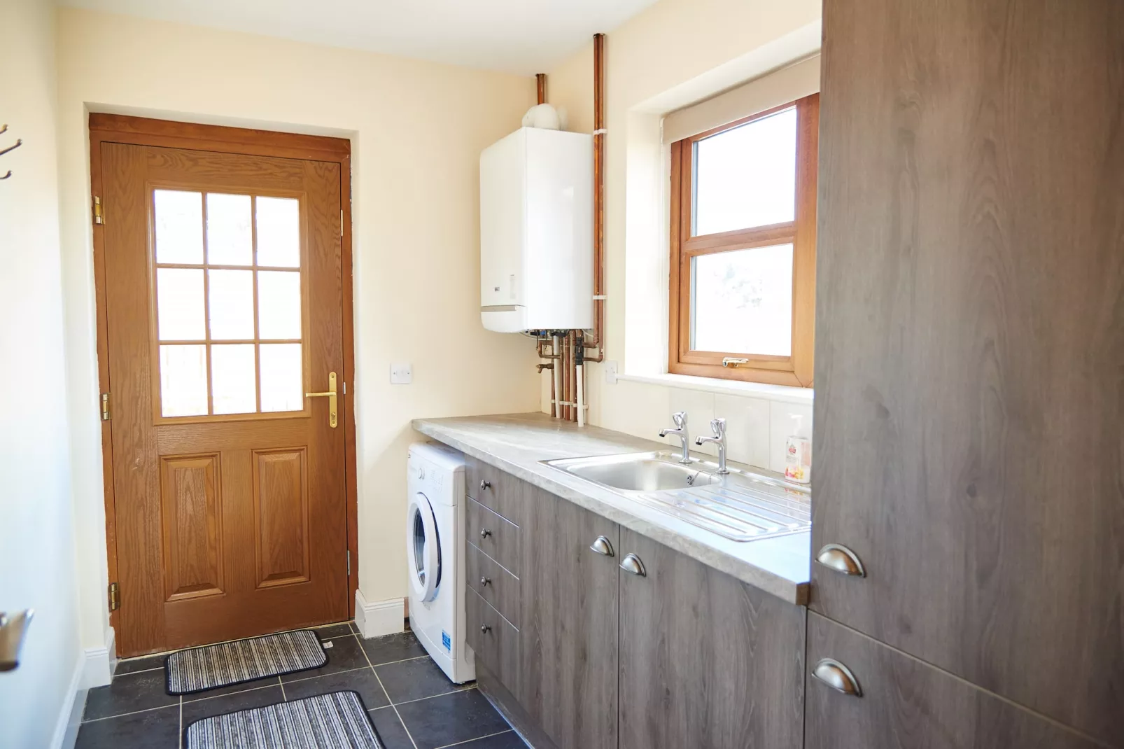 Quail's Nest Cottage-Kitchen