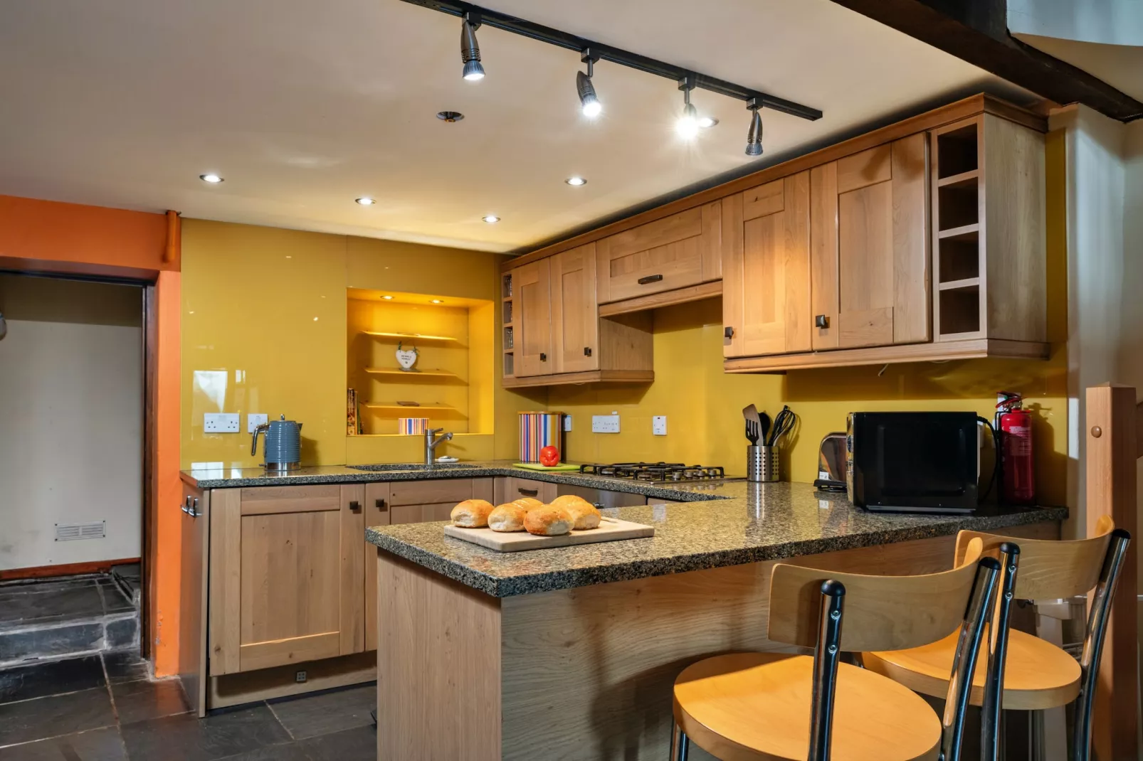 Dolwar Cottage-Kitchen