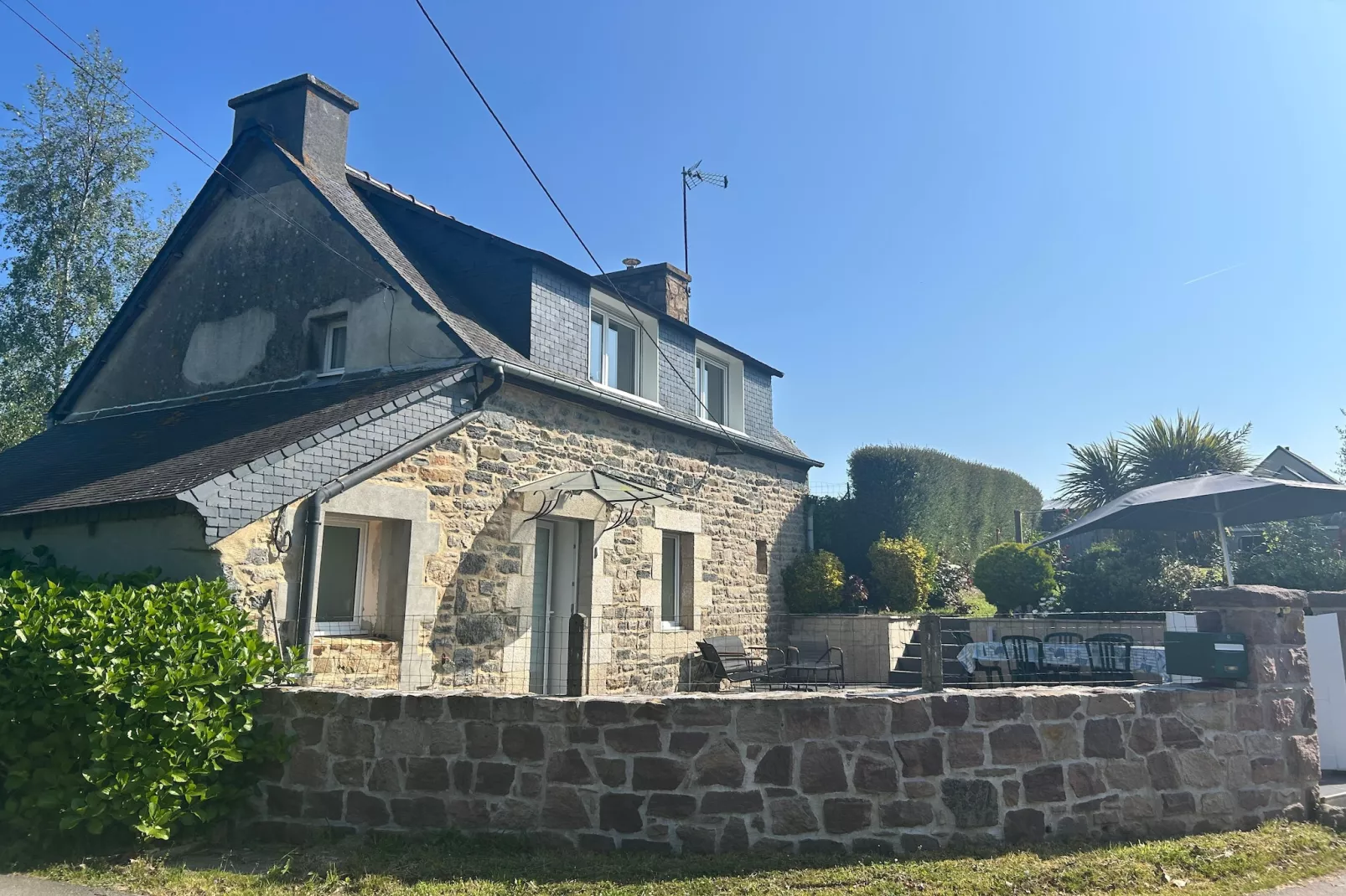 Maison avec terrasse sud et jardin clos Paimpol-Exterior summer
