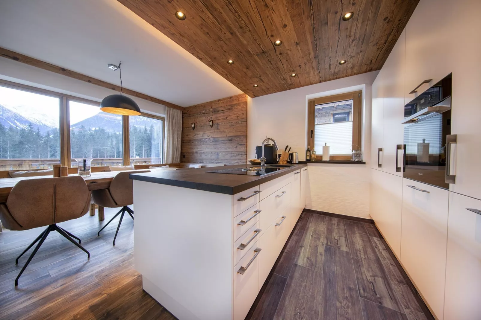 Nationalpark Chalet Grossschober-Kitchen