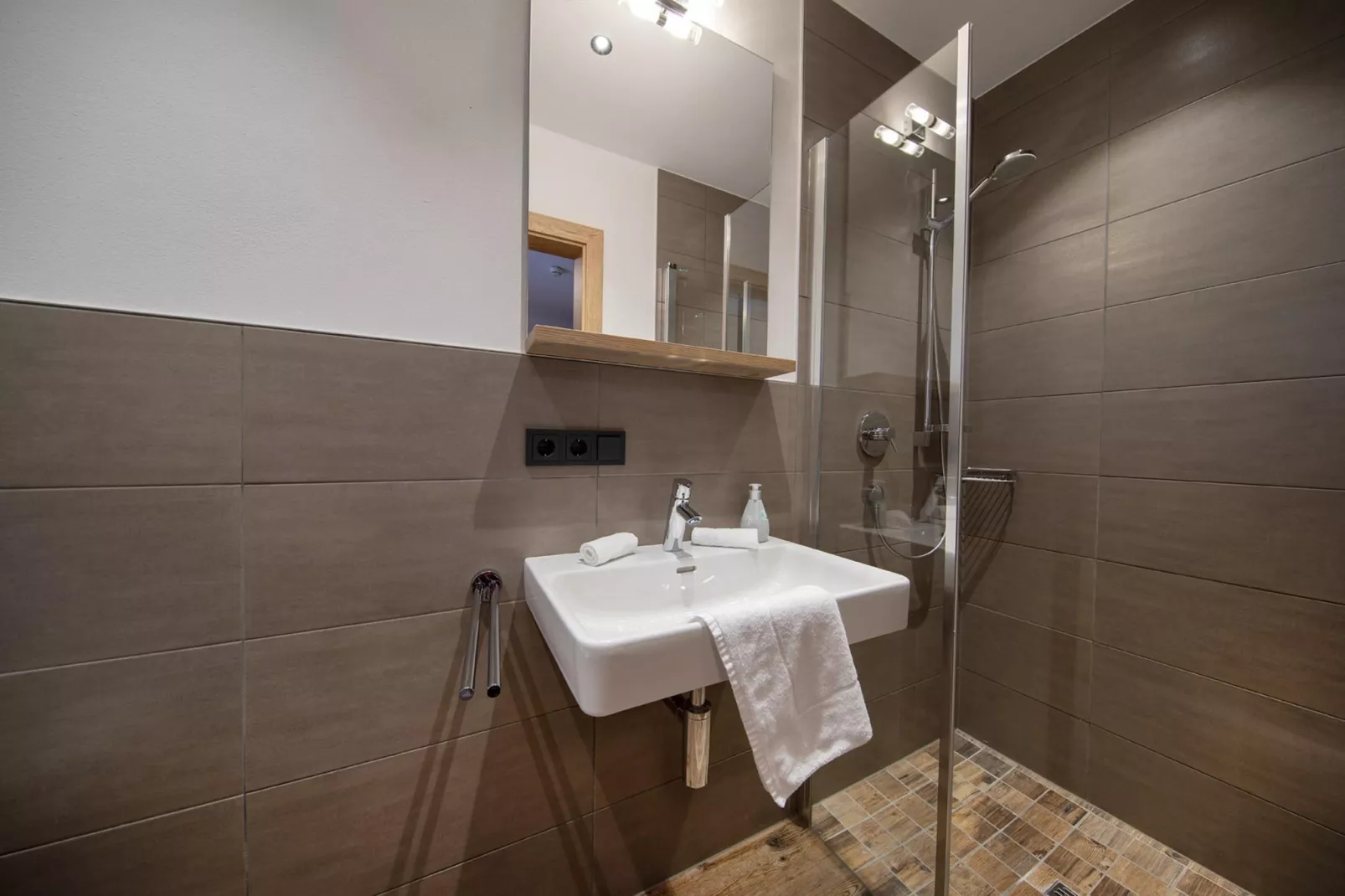 Nationalpark Chalet Larmkogel-Salle de bain