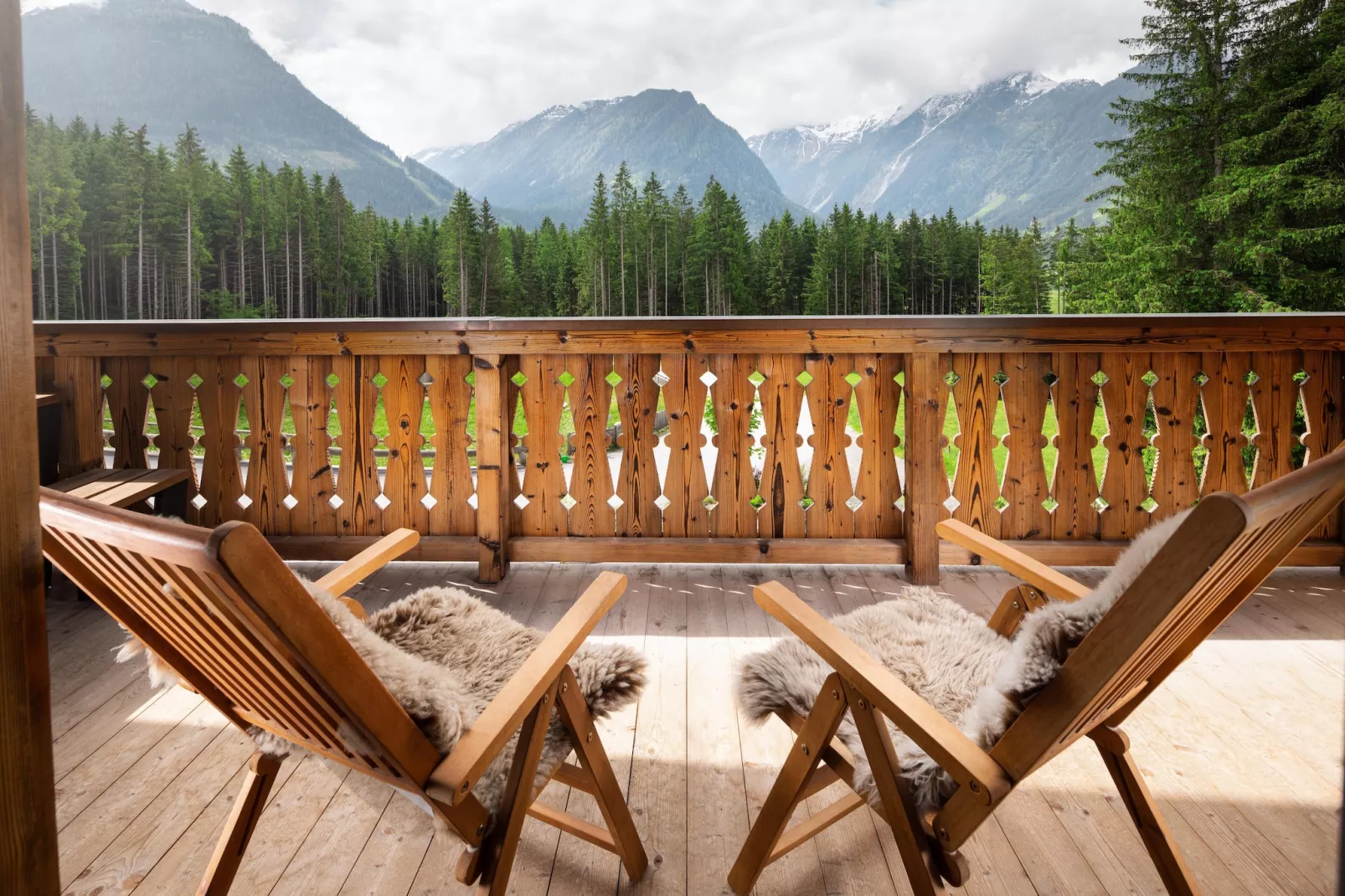 Nationalpark Chalet Blindis-Terrace balcony