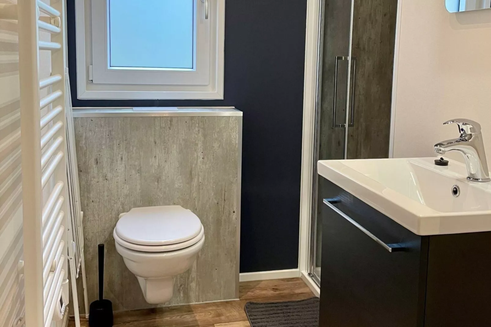 Chalet Bever-Badezimmer
