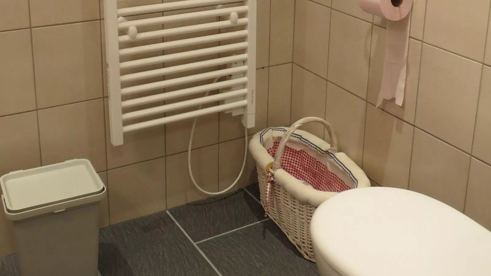 Résidence Poulain-Bathroom