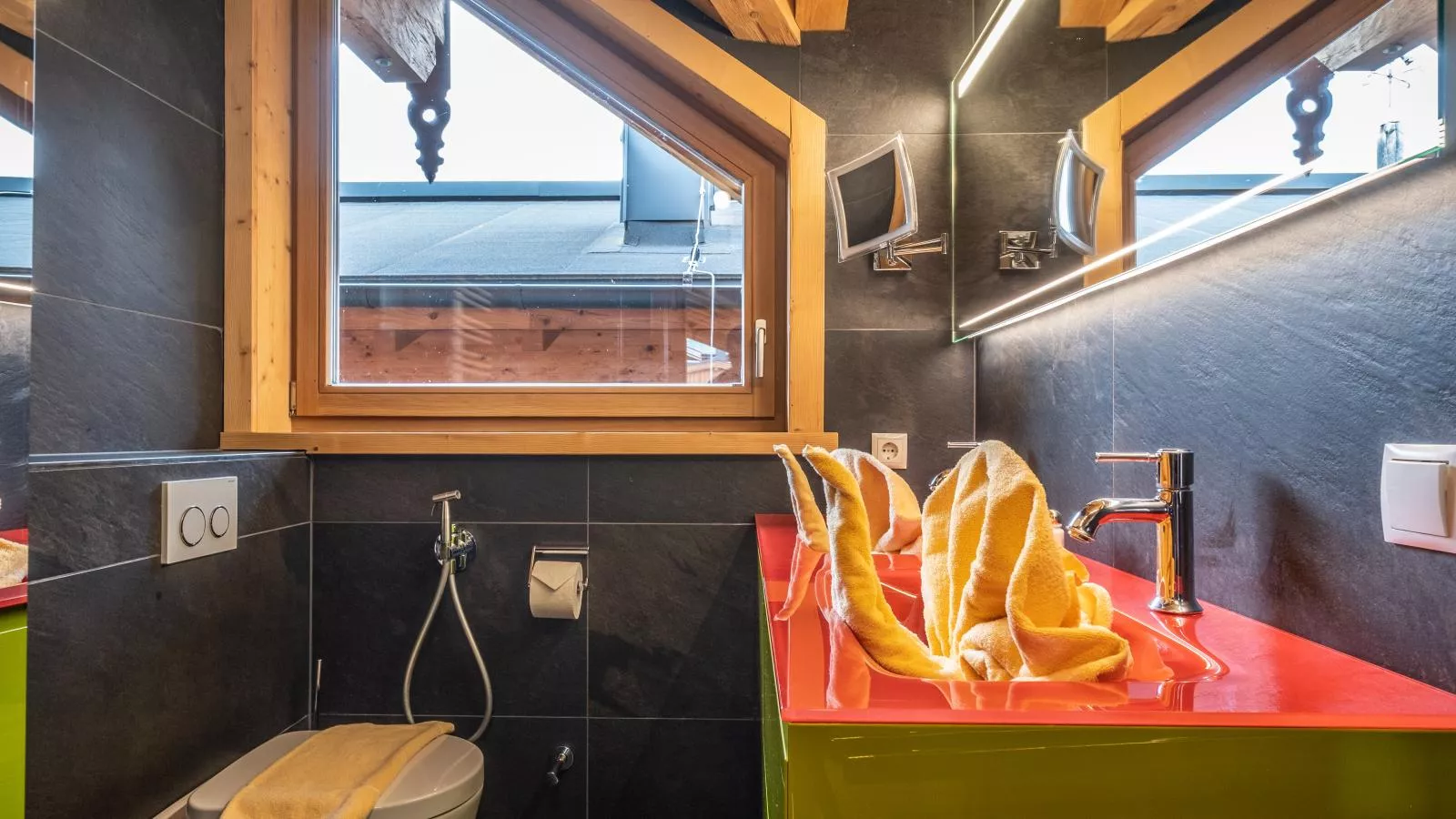 Luxury Lodge Kaprun XL-Bathroom
