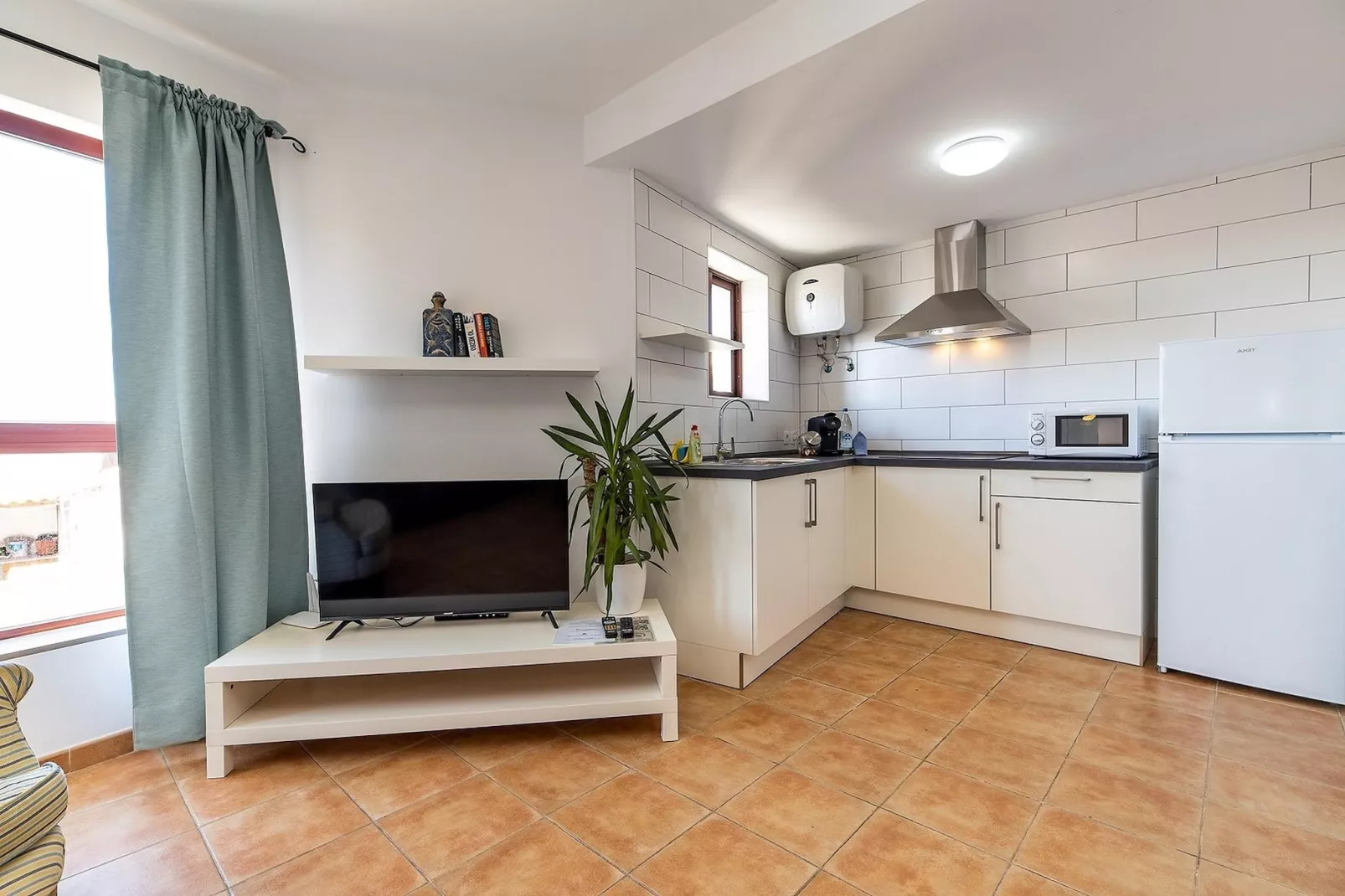 Apartamento en playa Las Carmenes-Kitchen
