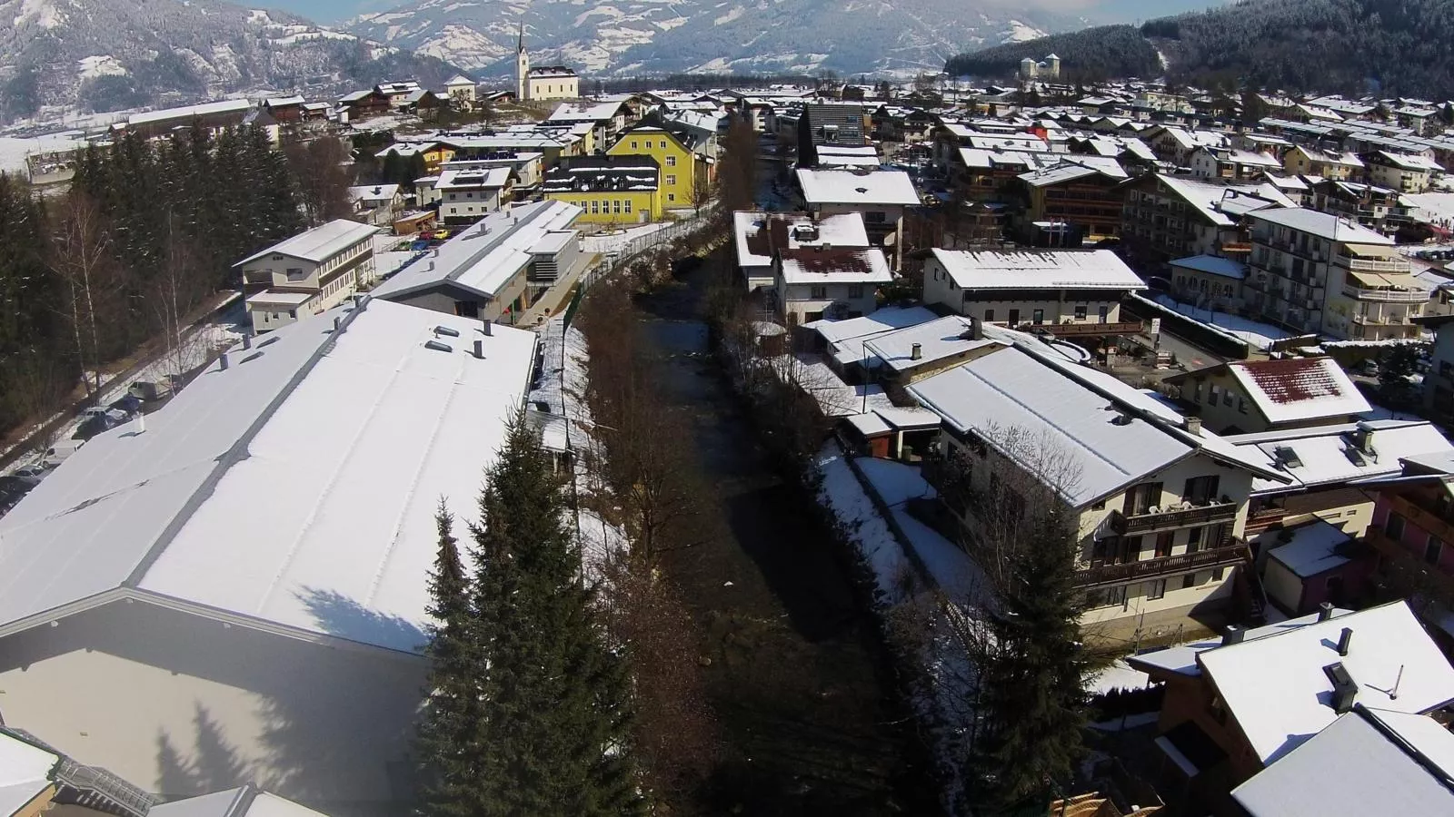 Luxury Lodge Kaprun XL-Exterior winter