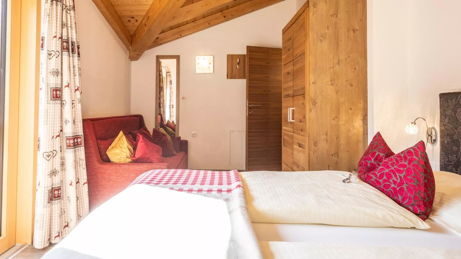 Nature Lodge Kaprun B-Bedroom
