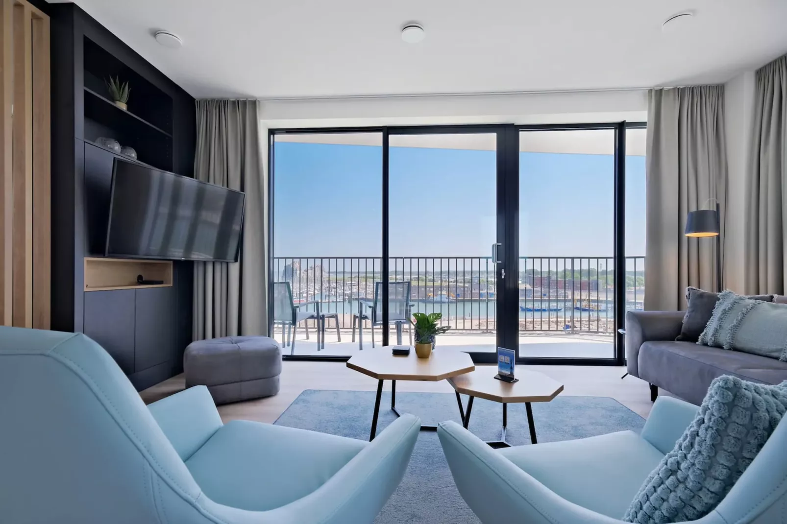 Breskens Apartments & Penthouses 14-Exterior summer