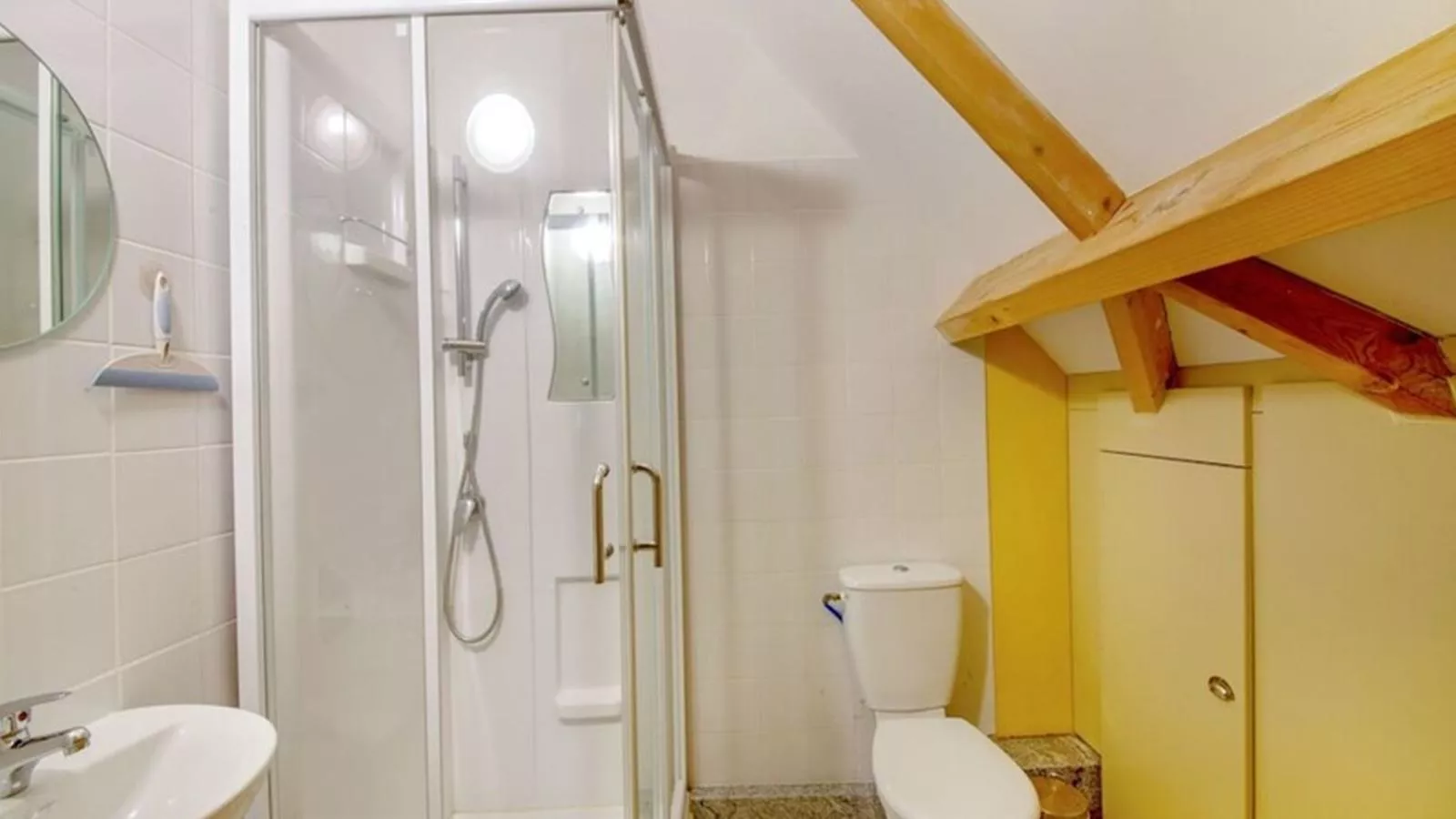 Lac Bleu Nr 38-Bathroom