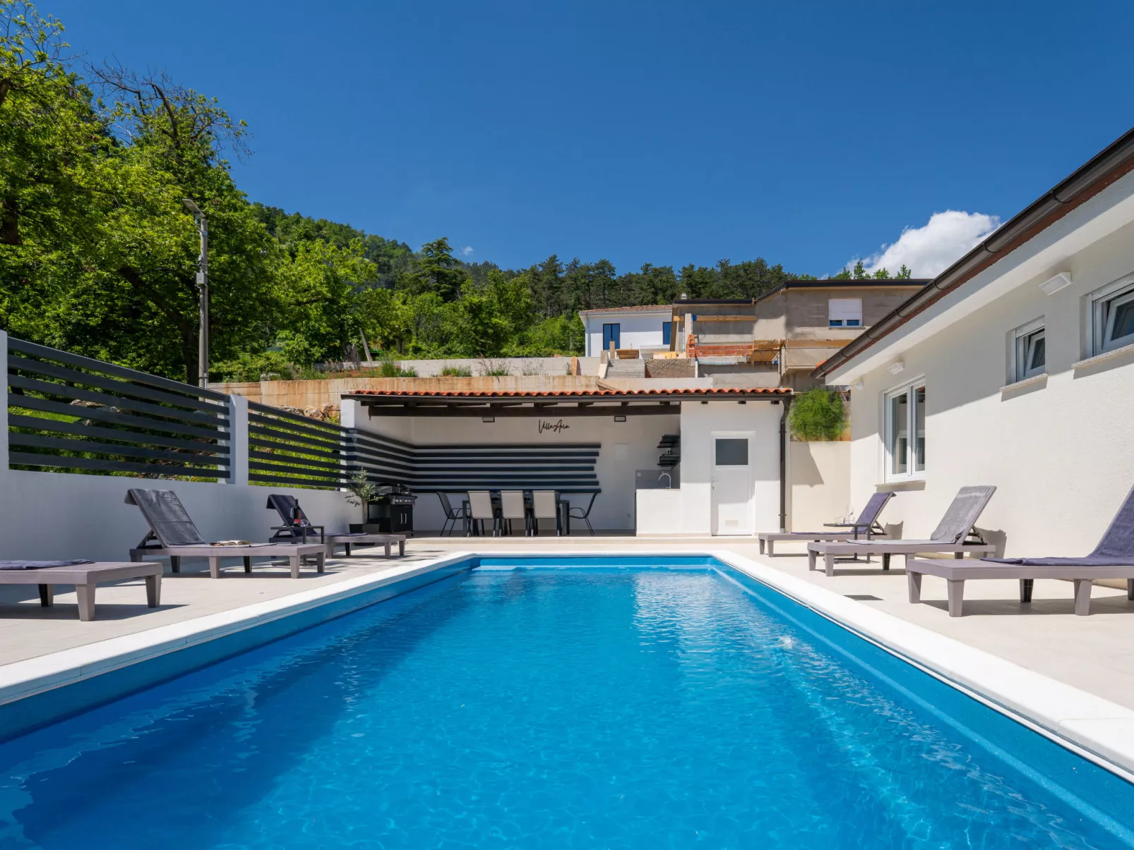 Villa Aria-Outside