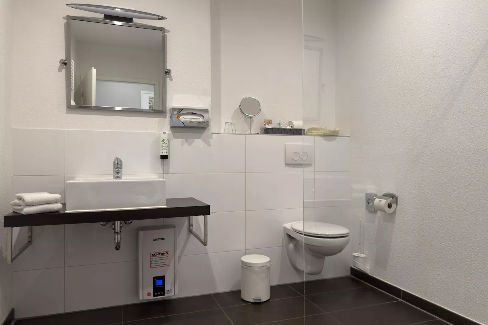 4 Personen App-Bathroom