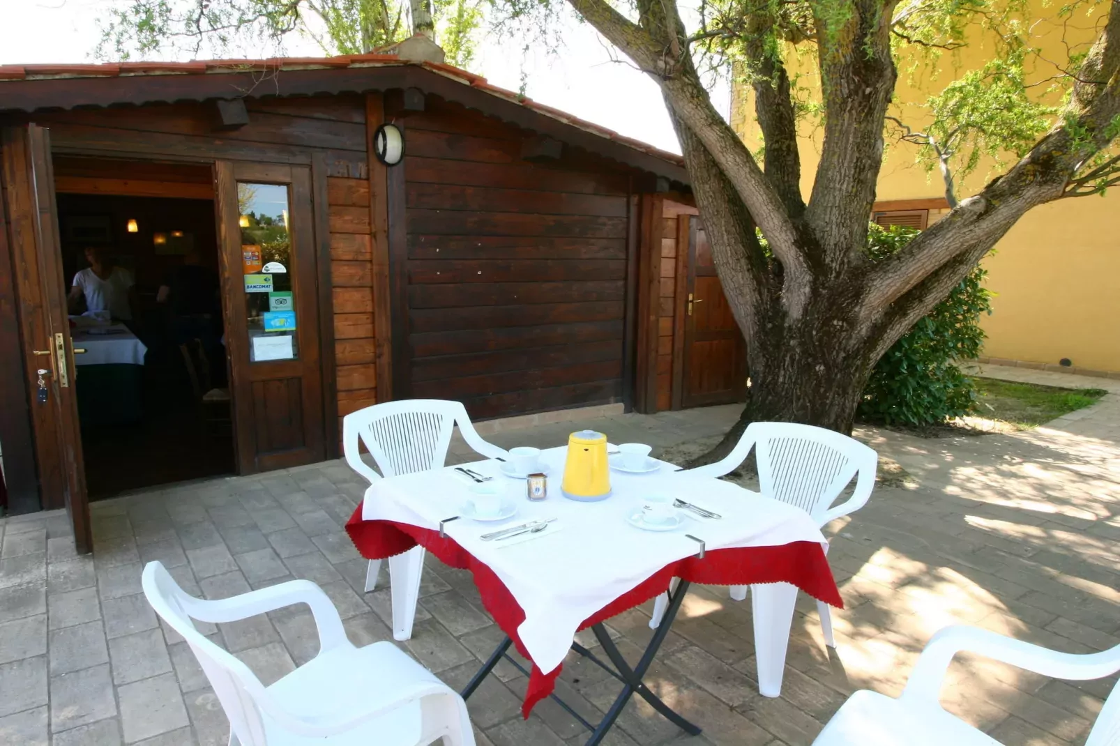 Bilocale-Terrasse / balcon