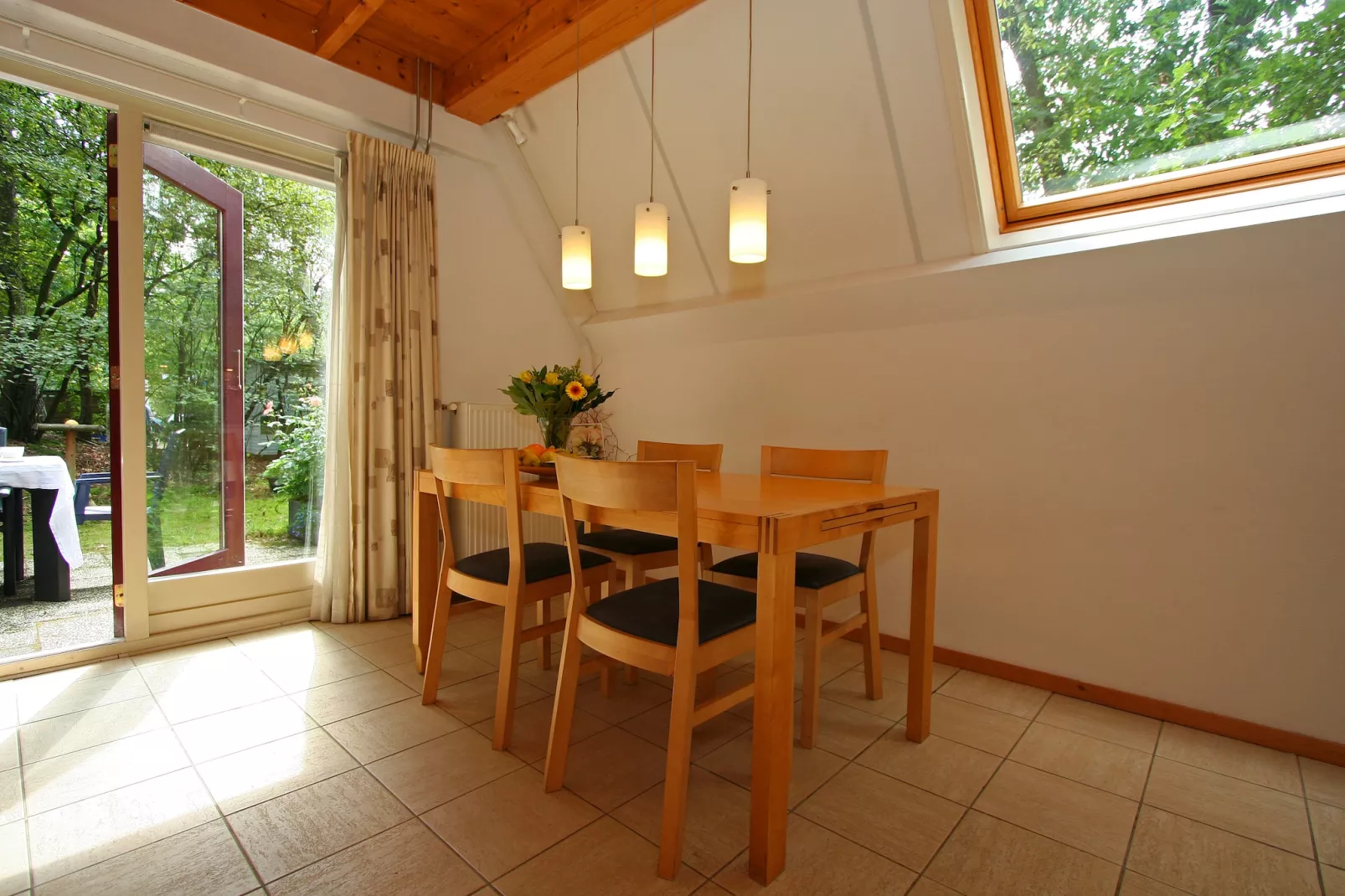 Kleine Vos-Esszimmer