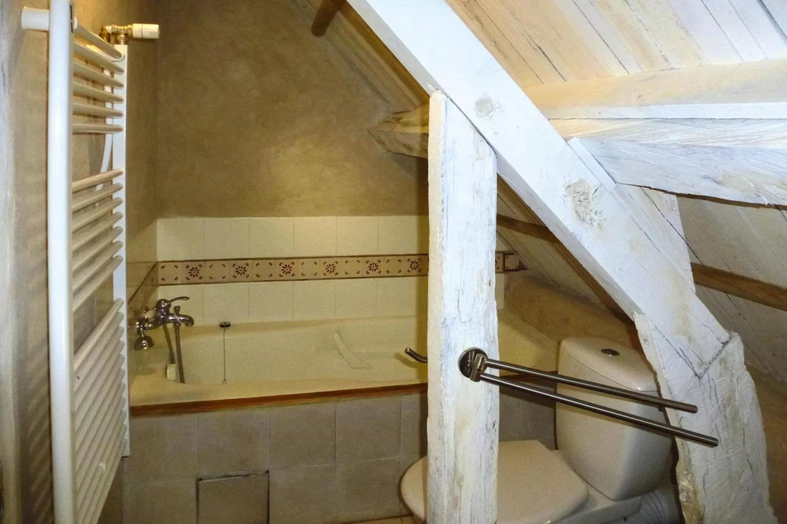 Semi-detached house, Saint-Lô-d'Ourville-Manoir-Bathroom