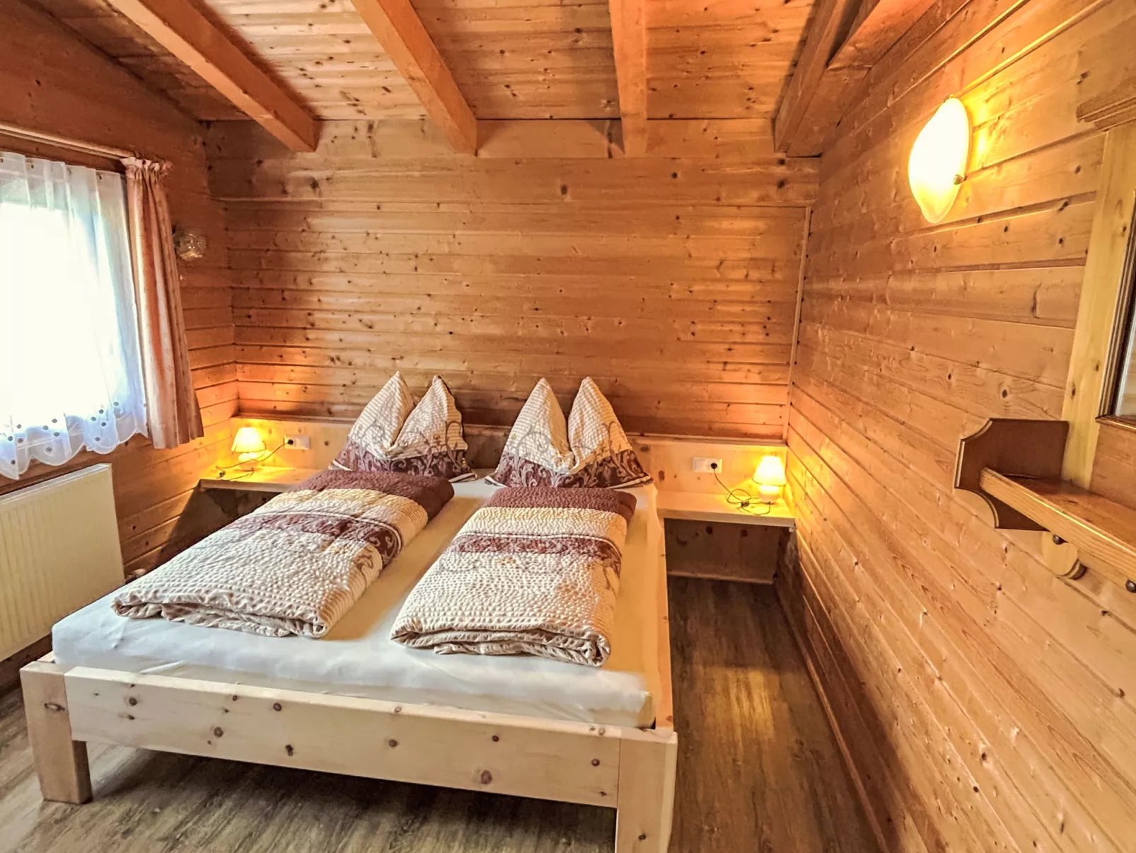 Hamberg Hütte-Inside