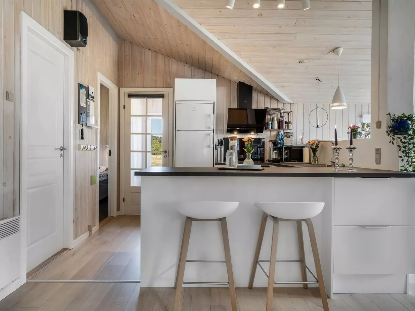 "Richardine" - 850m from the sea-Inside