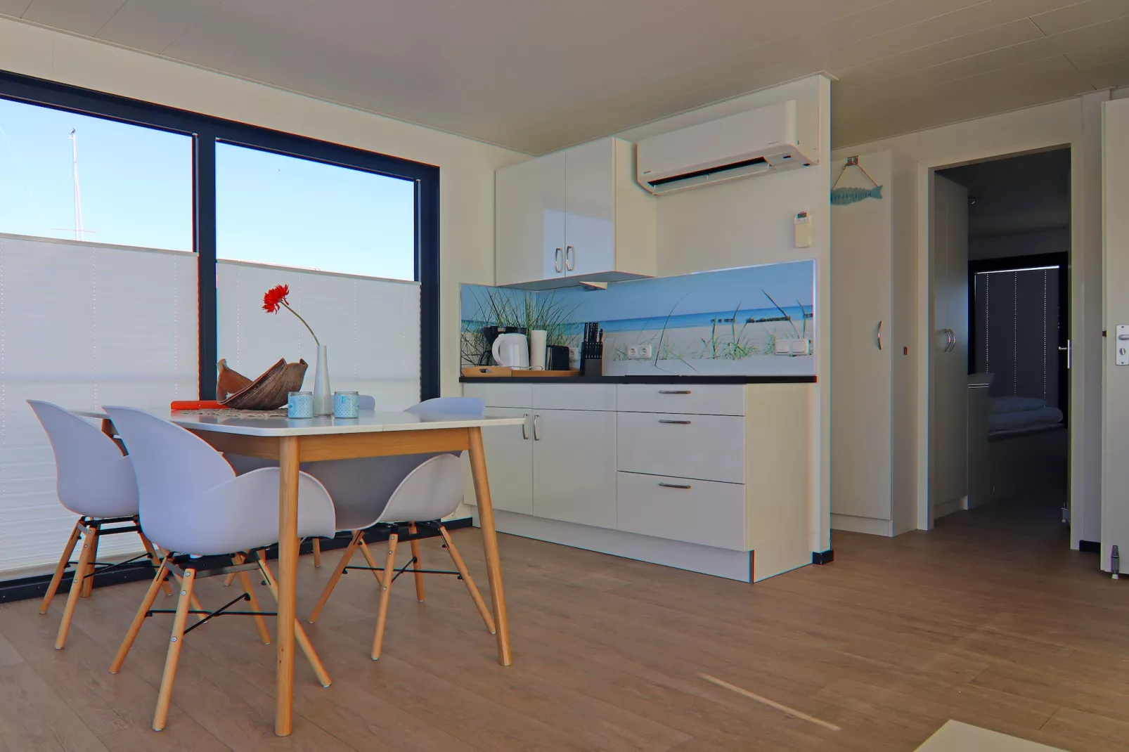 Hausboot Family & Friends LP 4 / 1-2 Personen-Dining room