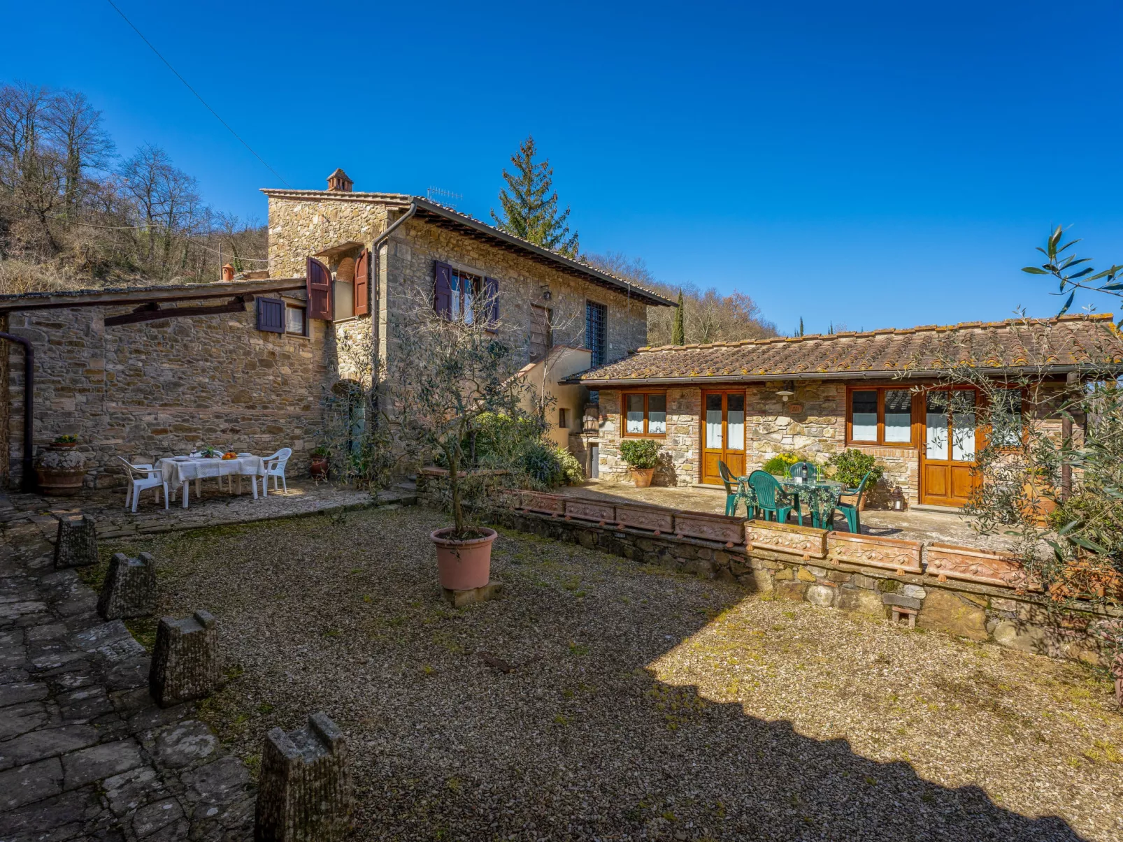 Casa Mara-Outside