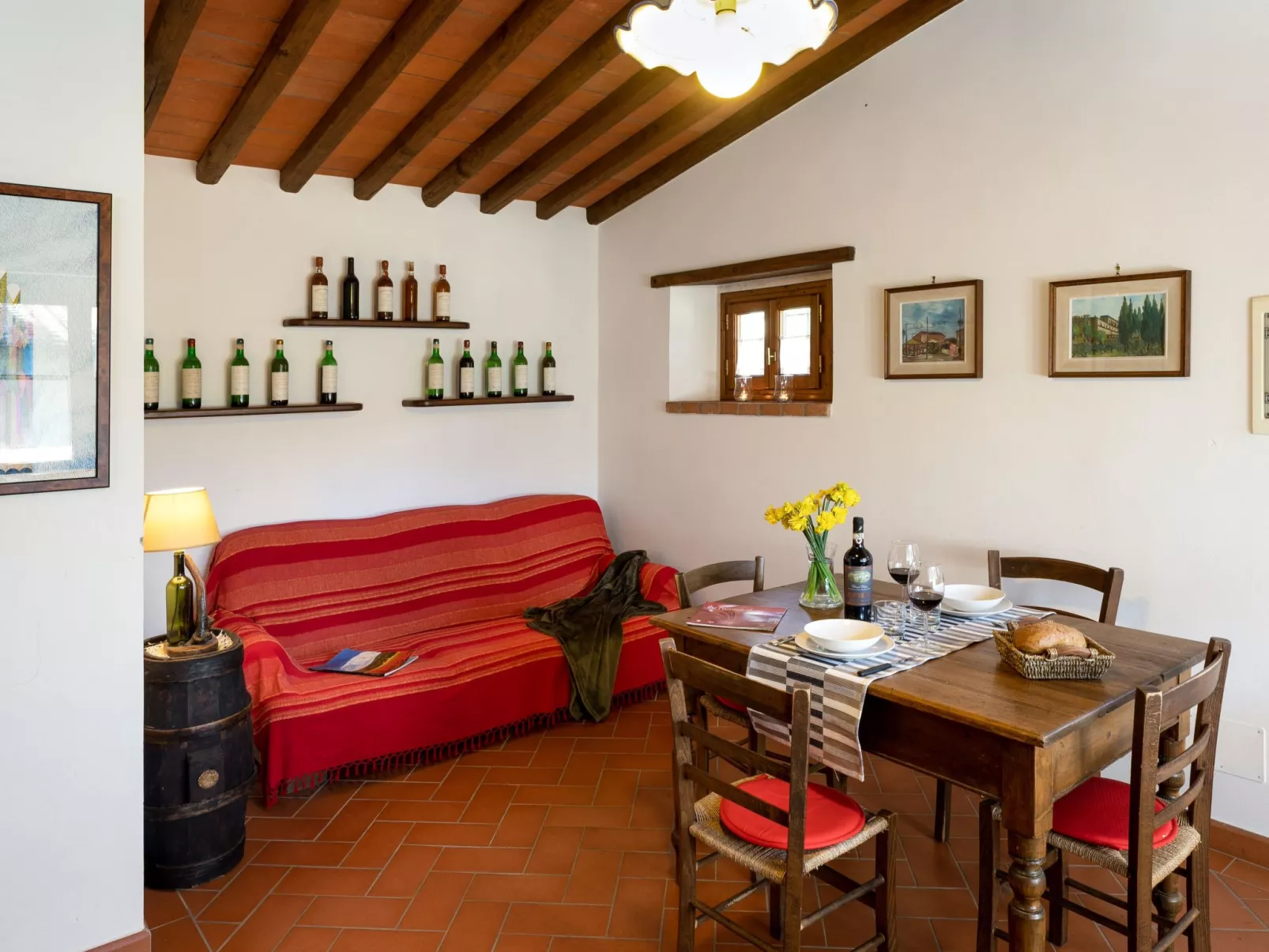 Casa Mario-Drinnen