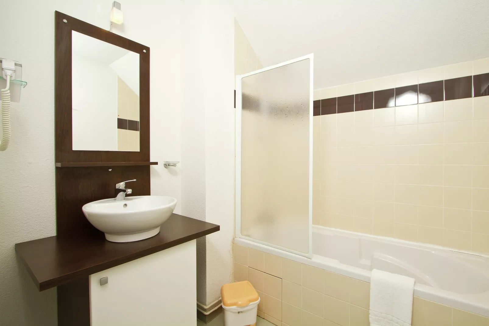 Les Gentianes 3-Bathroom