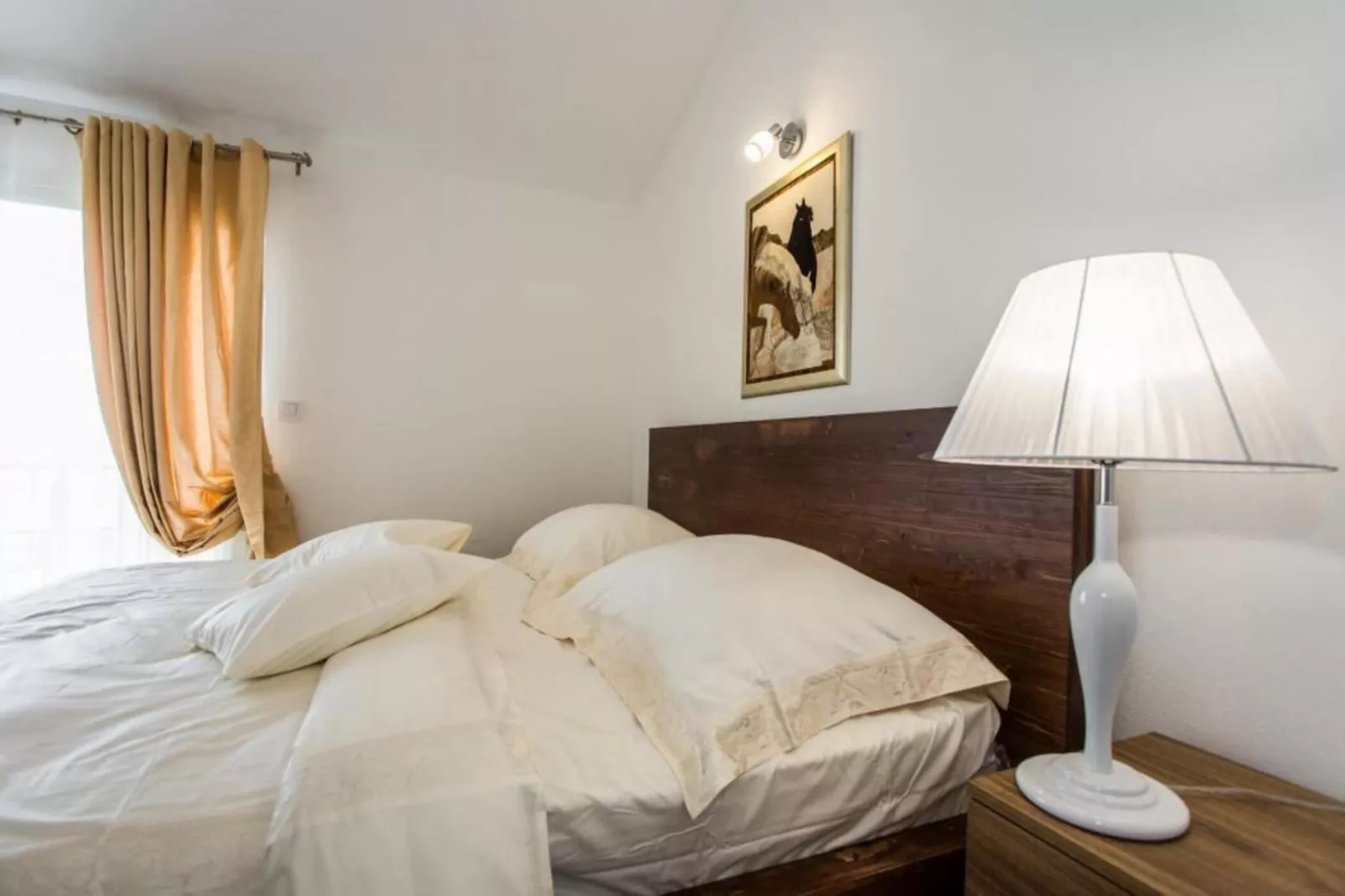 Villa Suzy Lux- Duplex Two Bedroom Villa with Swimming Pool and Sea View-Bedroom