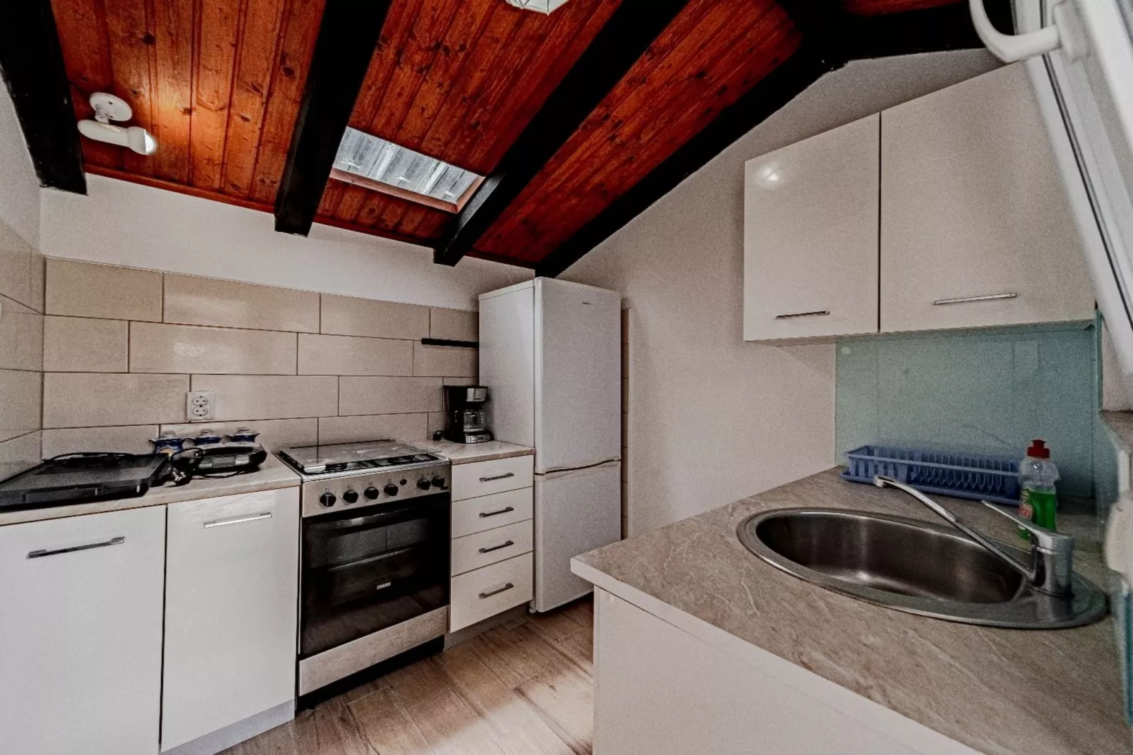 Stone House Blaca - Two Bedroom Stone House with Terrace and Sea View-Kitchen