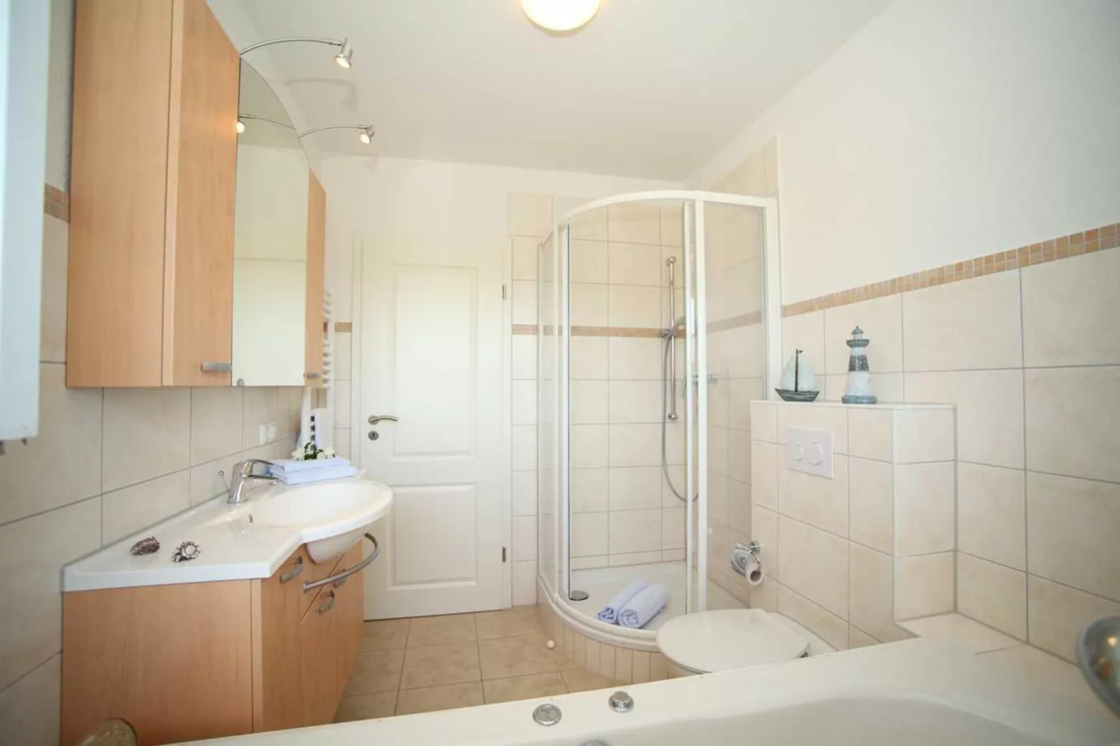 Kapitänsdeck 6 Pers 495-Bathroom