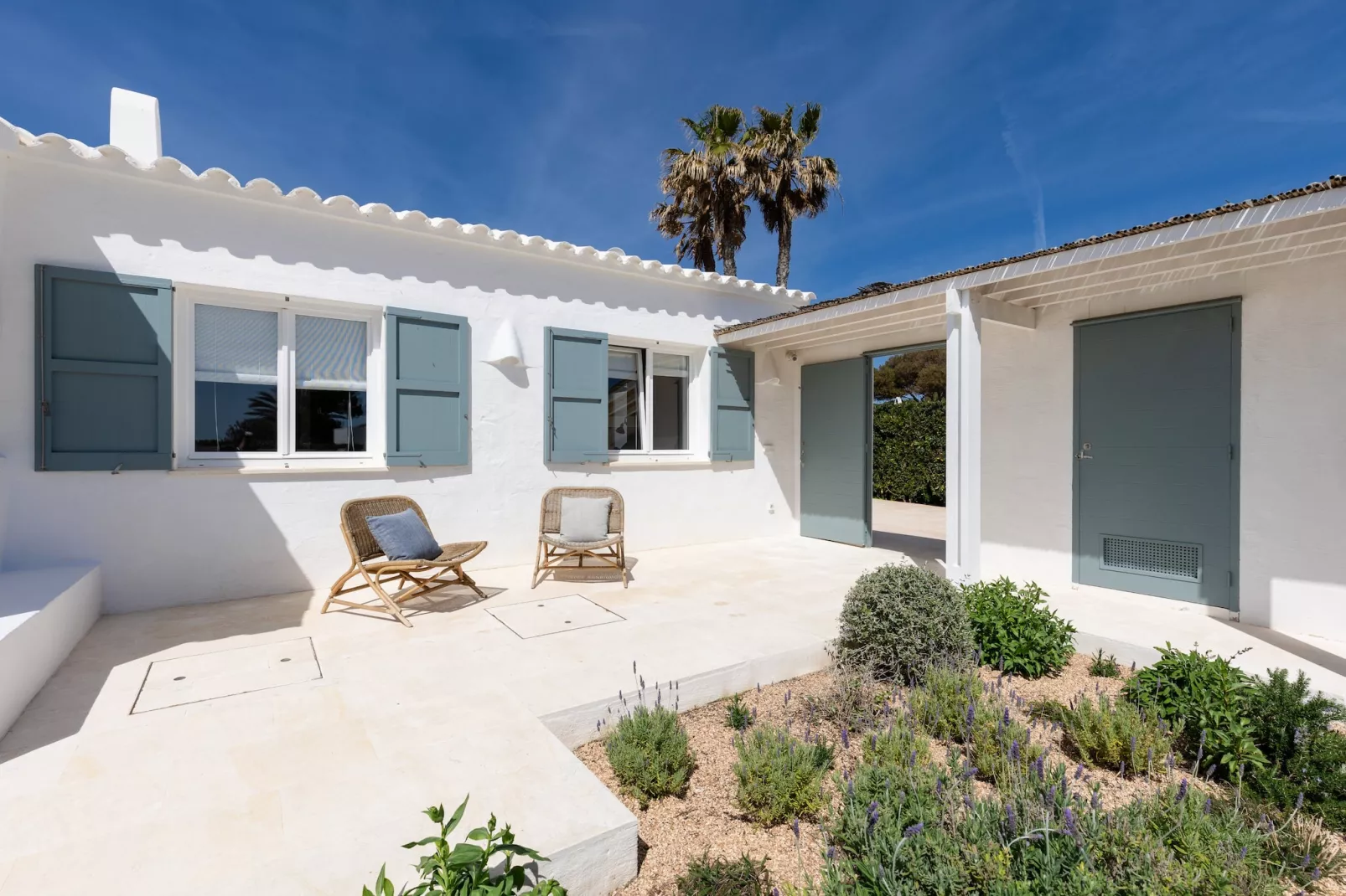 Sa Blava-Exterior summer