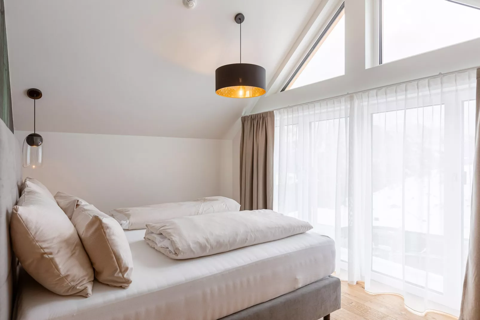 Fiss Suites 14-Bedroom
