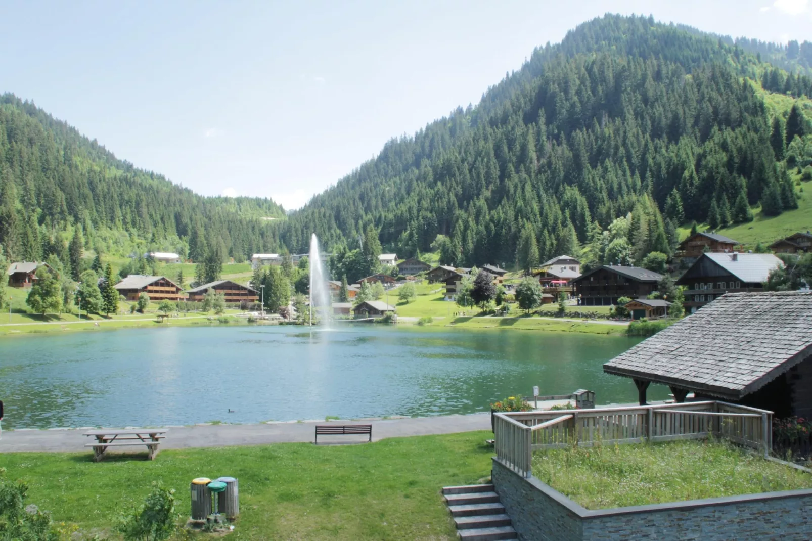 Alpenlake AP120 VIEW & NATURE 5 pers.-Areas summer 1km