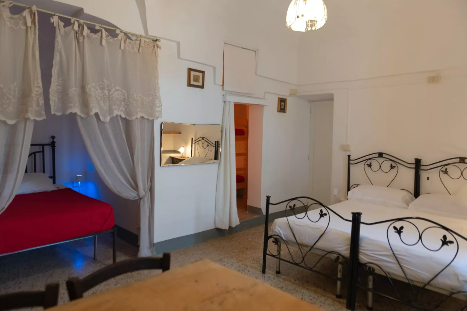 Lamia Papo in Ostuni-Schlafzimmer
