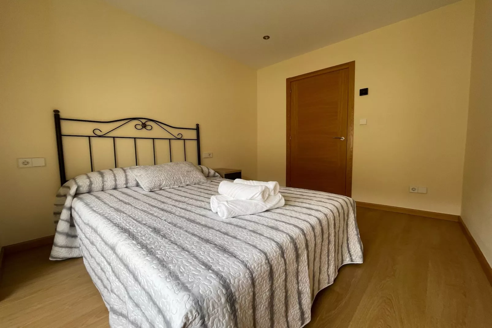 YourHouse Maca I-Schlafzimmer