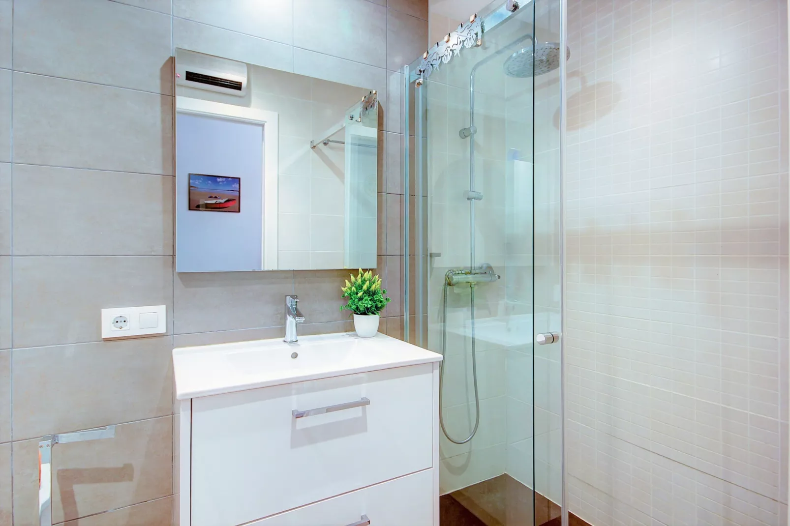 GRAN RESERVA PLAYA 9 25 Empuriabrava-Badezimmer