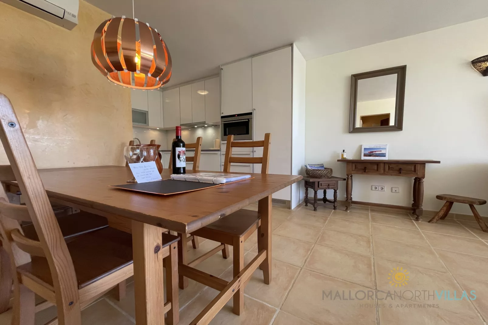 Casa del Sol: Lovely spacious family apartment-Salle à manger