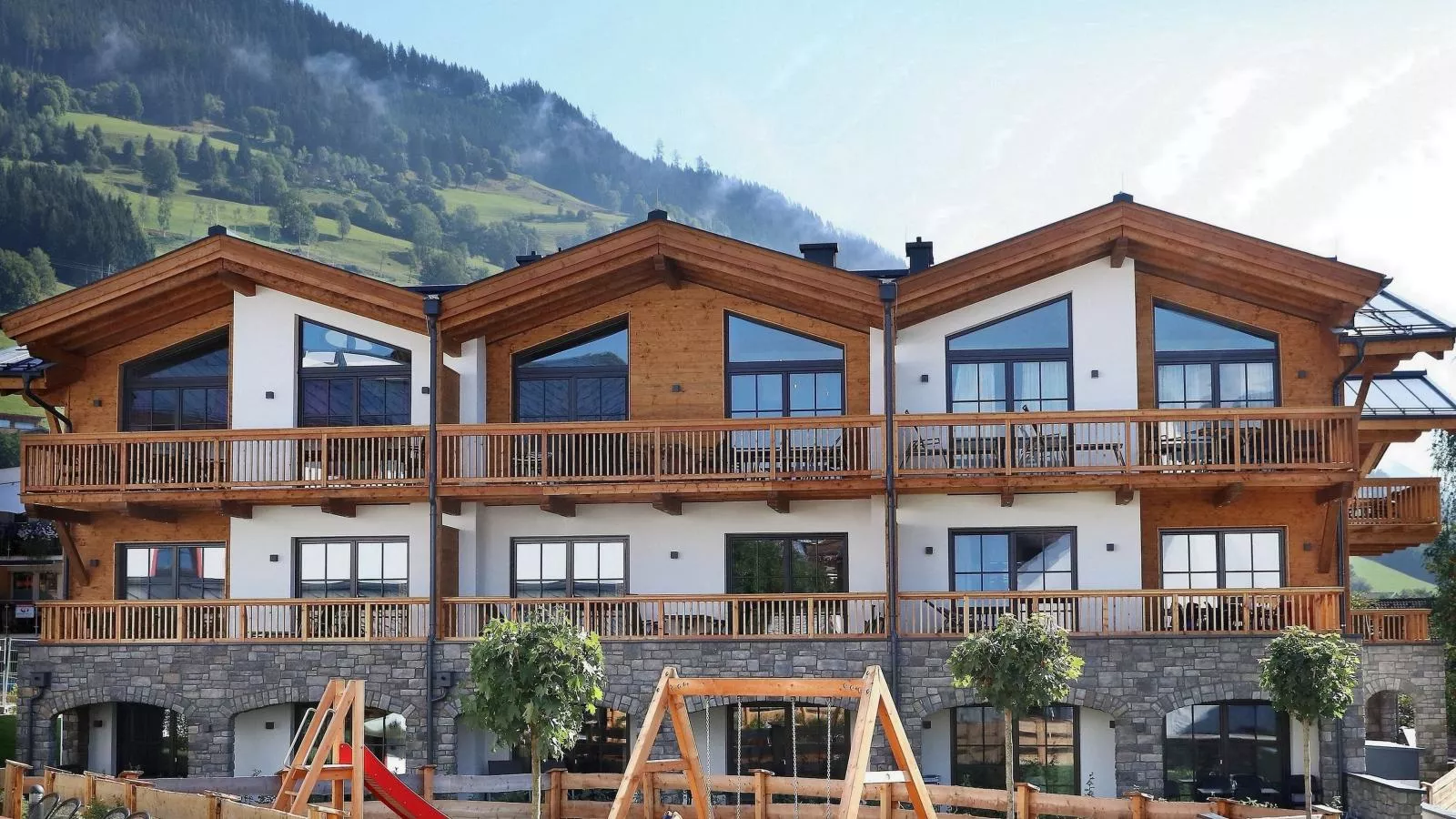 Tauern Suites Mitterwirt TOP 204-Exterior summer