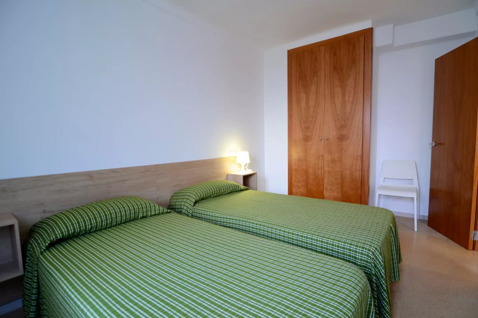 MARINA 1-D-Bedroom