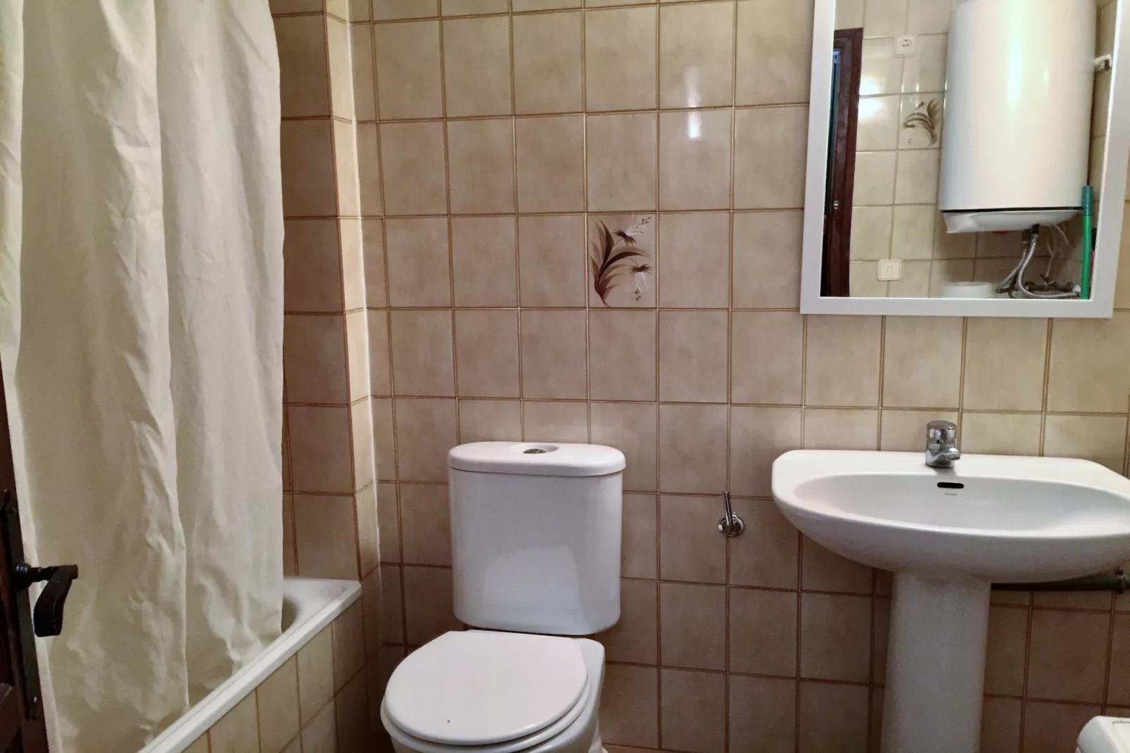JADEMAR 046-B-Badezimmer