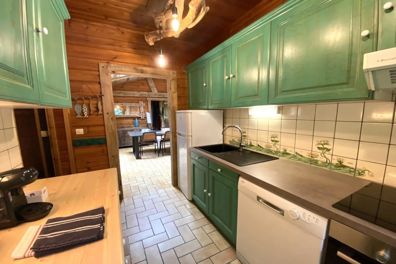 LE FISHING LODGE Chalet en bois avec Bain Nordique-Küche
