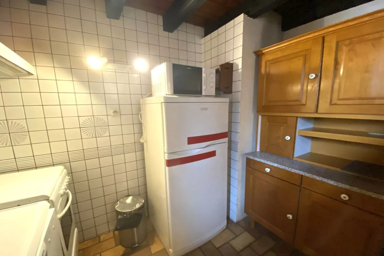 LA POMME DE PIN 1  Appartement avec terrasse-Kitchen