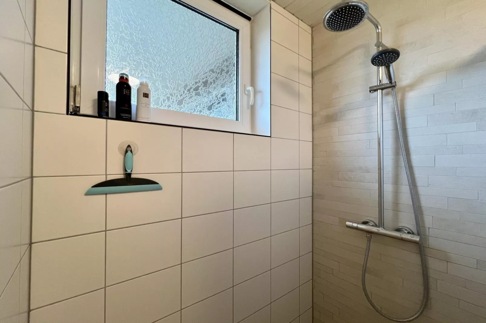 Eureka 102-Bathroom