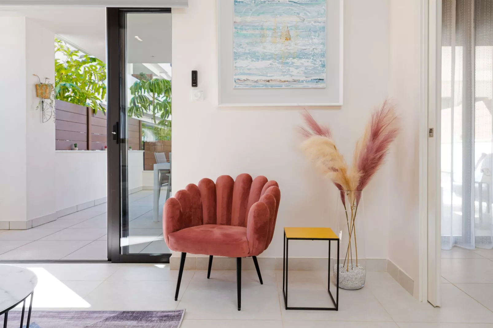 Jardinana - apartment with two bedrooms close to b-Living room