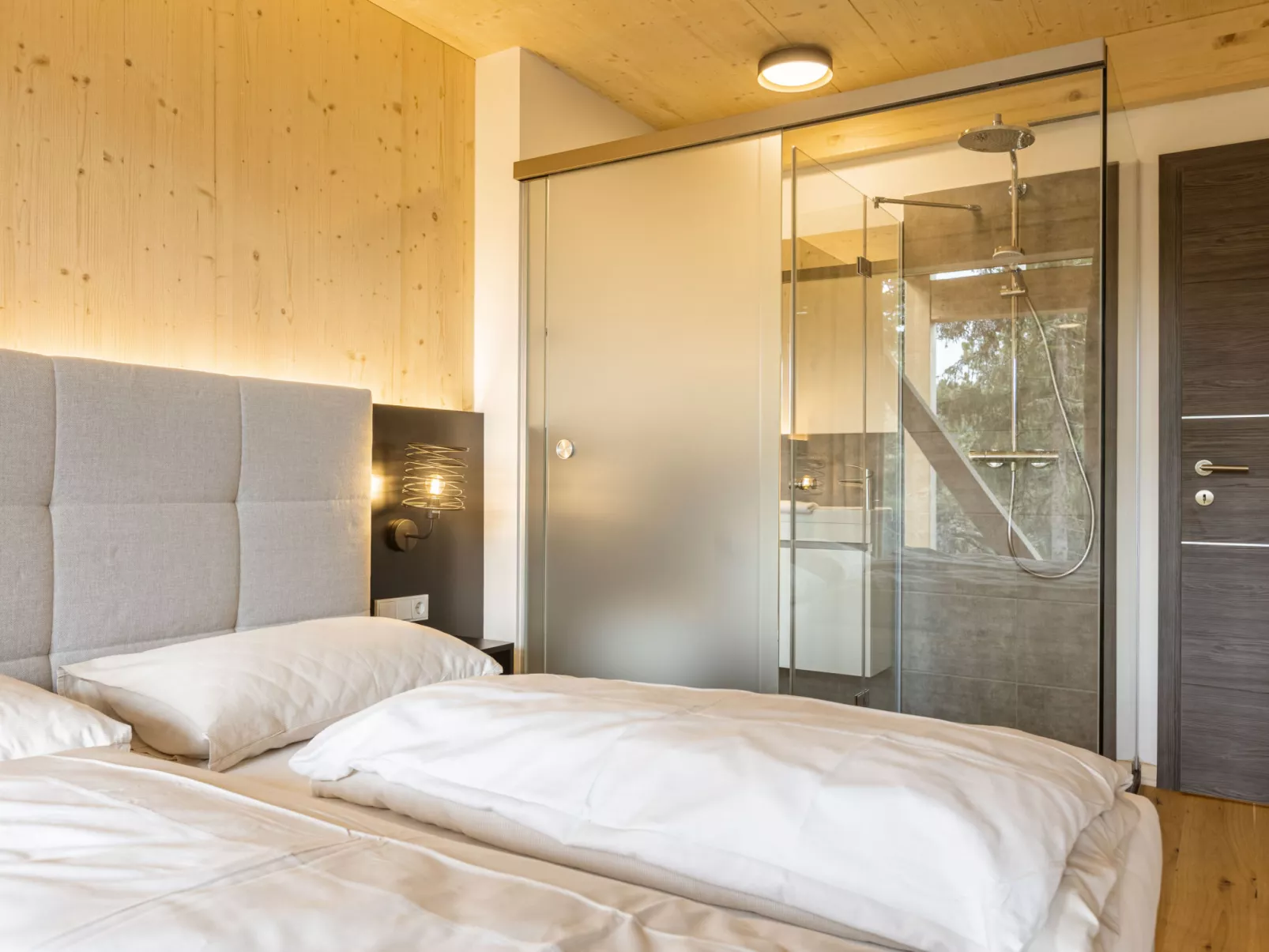 Superior #16 mit Sauna & Hot Tub-Inside