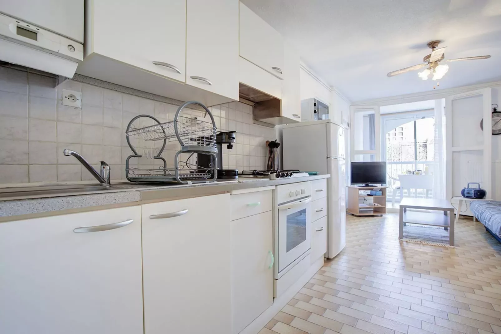 Le Cosmos C N°15 - 2P4-Kitchen