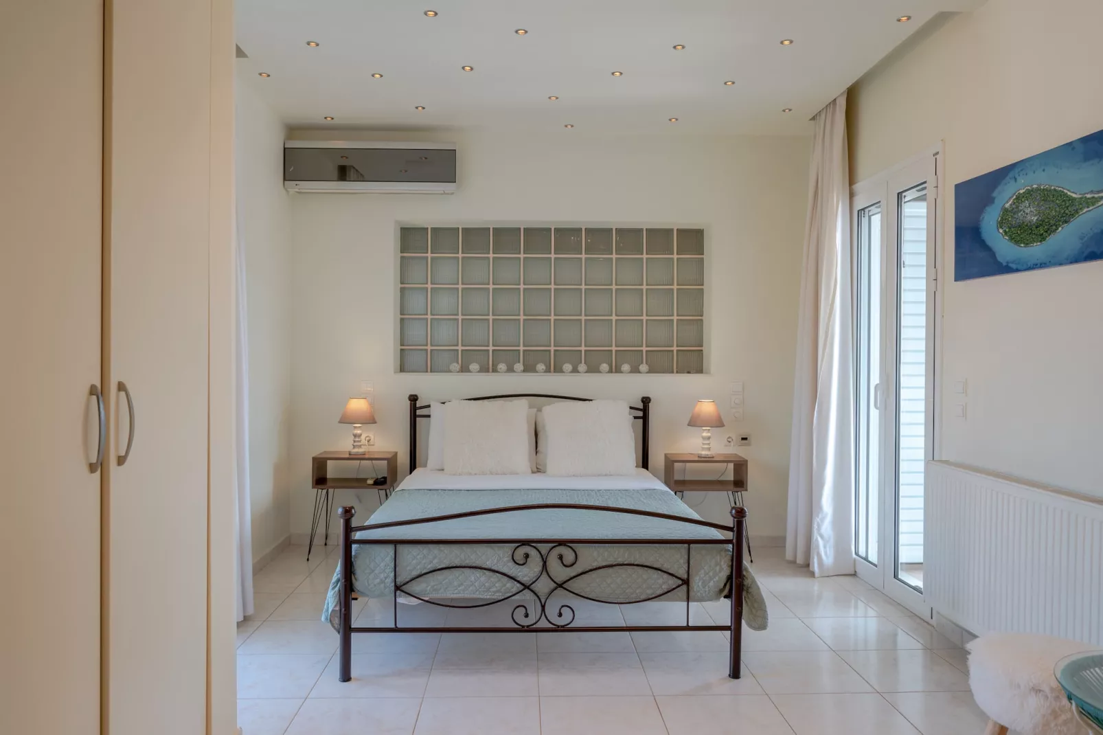 Amina-Bedroom