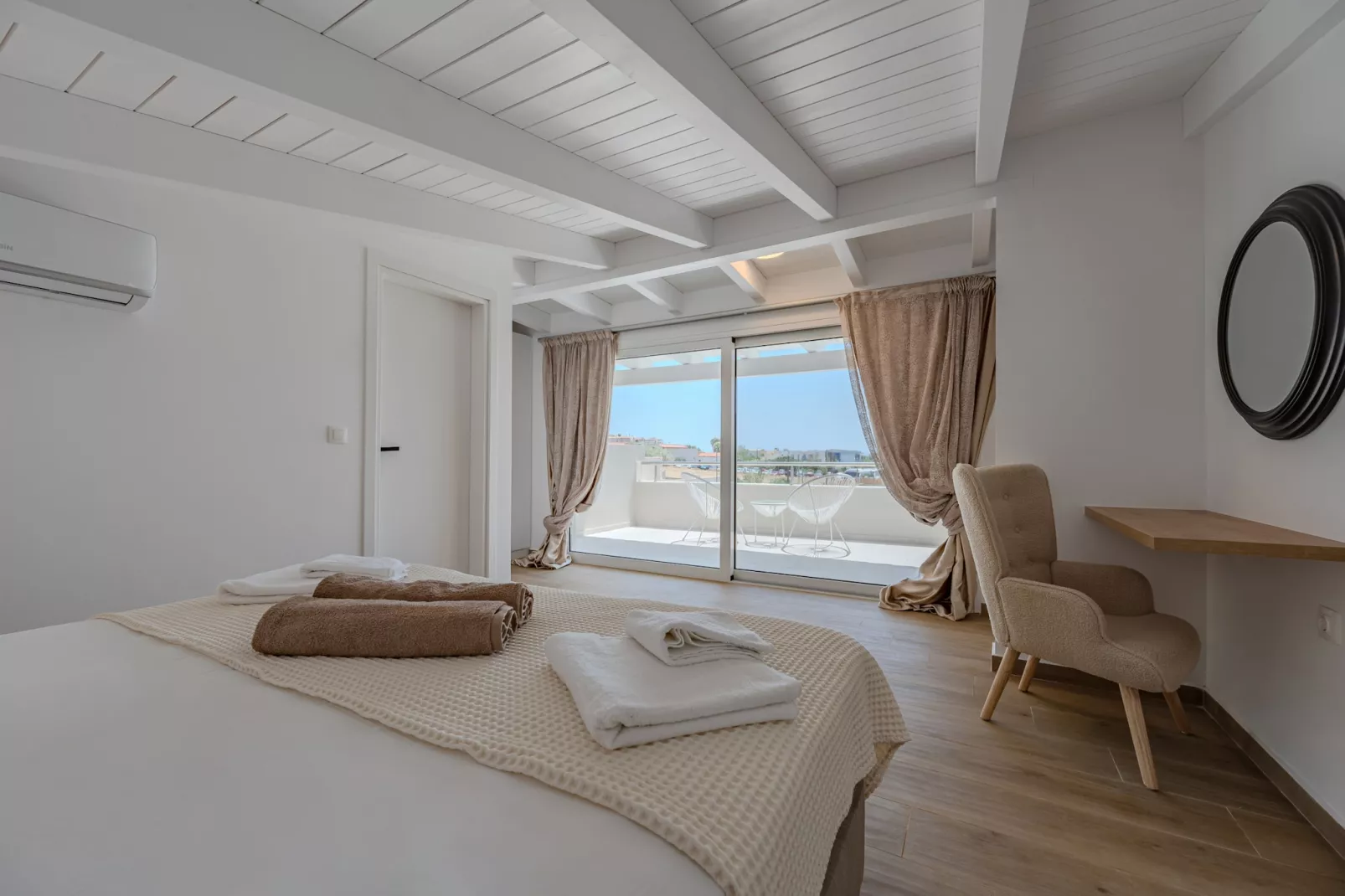 Mythos 4-Chambre